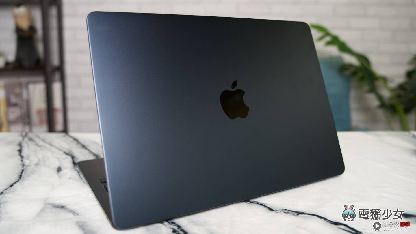 开箱｜M2 MacBook Air 开箱评测！重量变轻超有感！值不值得买？实际上手使用心得老实说 数码科技 图2张